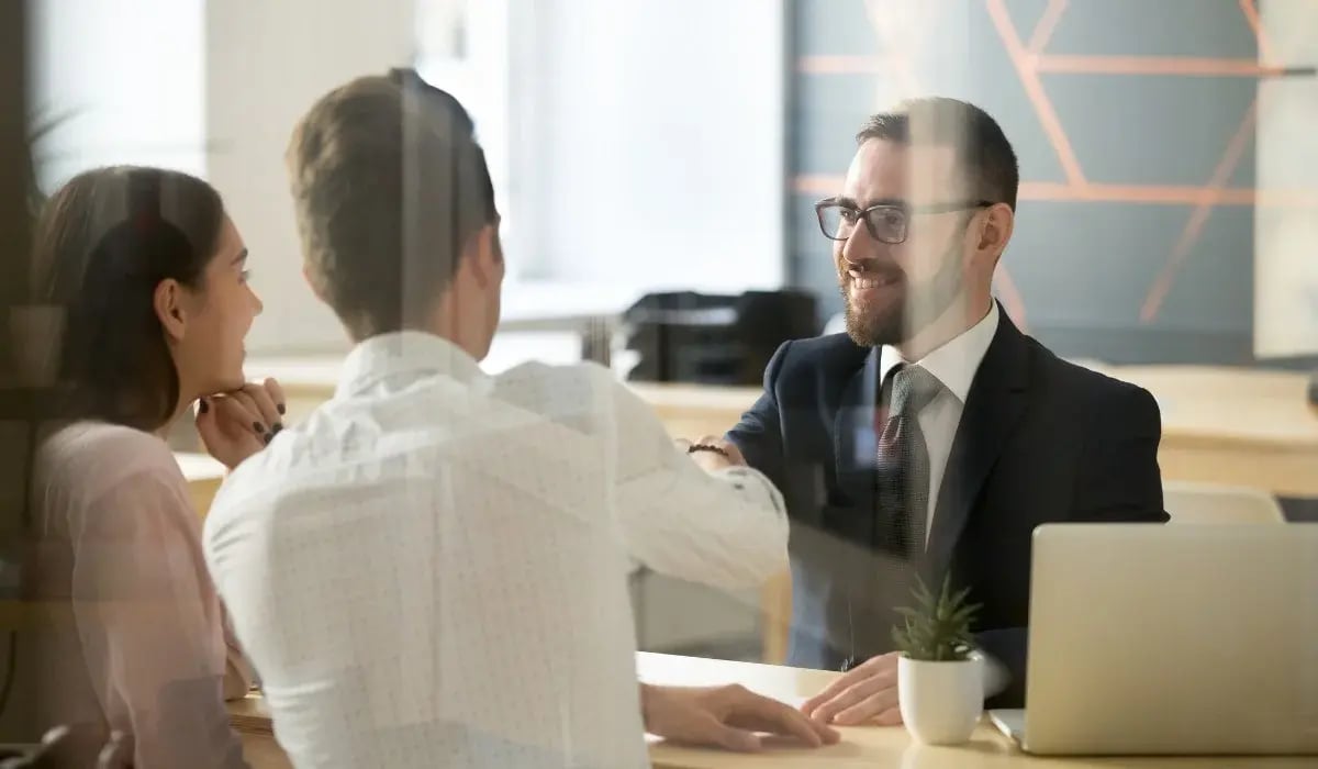 lavorare-in-banca-profili-requisiti-richiesti