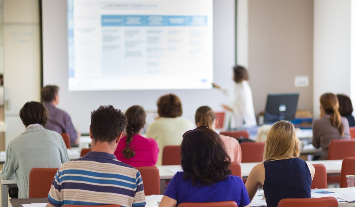 Guida ai Master in Italia: full-time, part-time, con stage garantito e retribuito