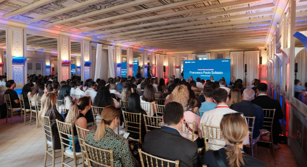 networking-professionale-connessione-mondo-del-lavoro