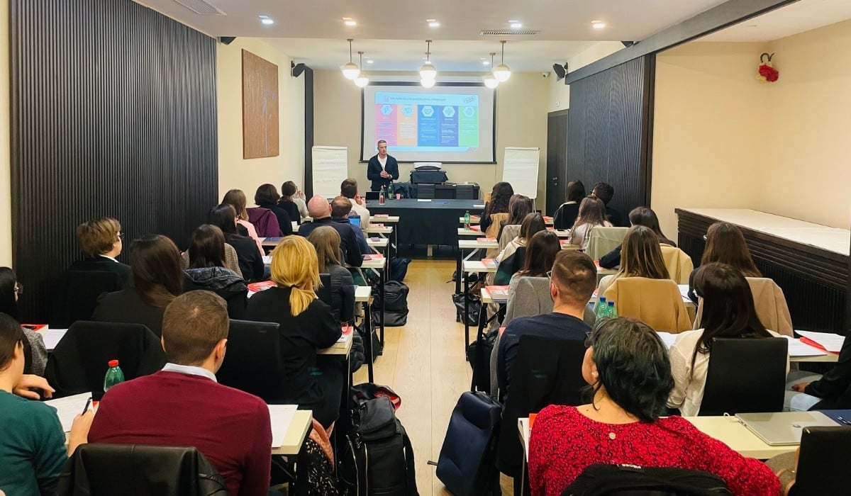 Momenti d'aula dei Master Radar Academy